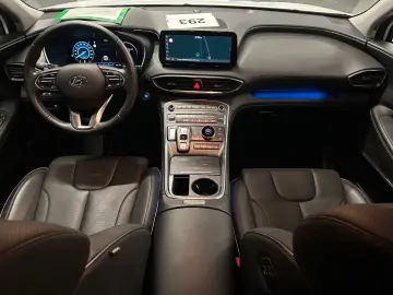 HYUNDAI Santa Fe Prime Hybrid  nur 16.000 km 19Zoll 360