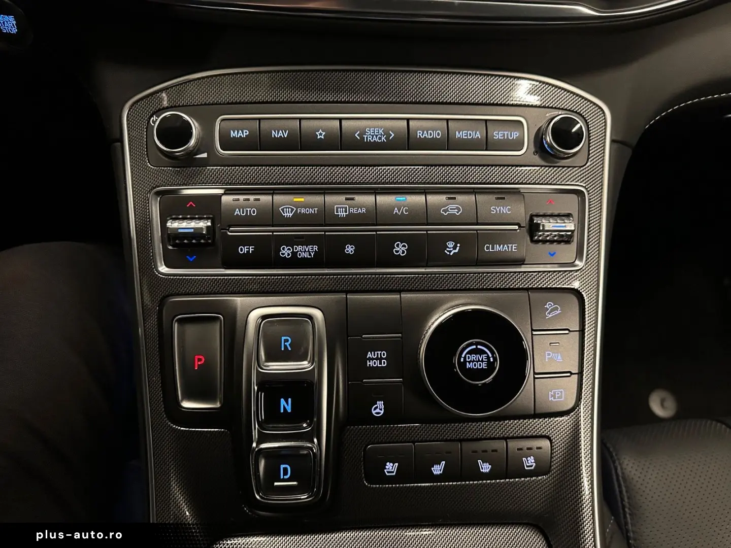 HYUNDAI Santa Fe Prime Hybrid  nur 16.000 km 19Zoll 360