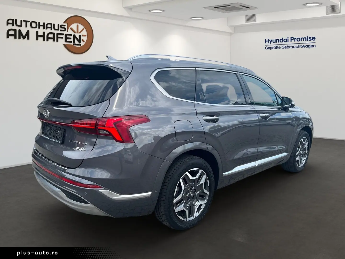 HYUNDAI SANTA FE Signature Plug-In Hybrid 4WD
