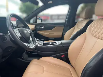 HYUNDAI SANTA FE Signature Plug-In Hybrid 4WD