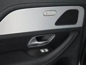MERCEDES-BENZ GLE 300 d 4M  AMG LED Panorama HUD PDC&hellip;