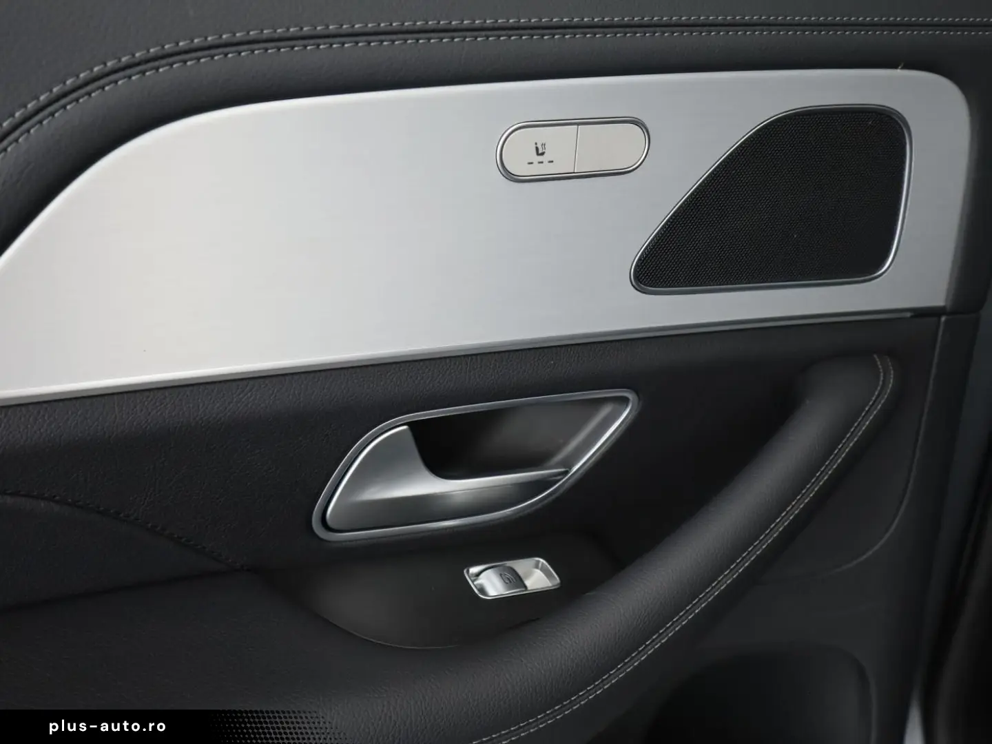 MERCEDES-BENZ GLE 300 d 4M  AMG LED Panorama HUD PDC&hellip;