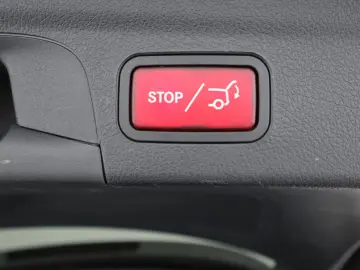 MERCEDES-BENZ GLE 300 d 4M  AMG LED Panorama HUD PDC&hellip;