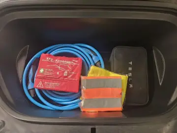 Tesla Model Y Long Range Dual Motor