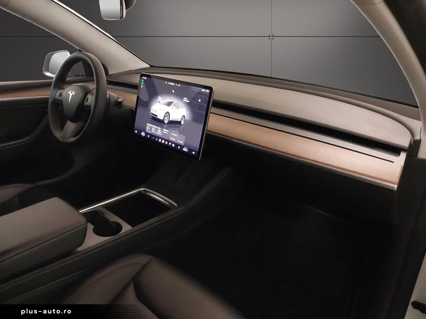 Tesla Model Y Long Range Dual Motor