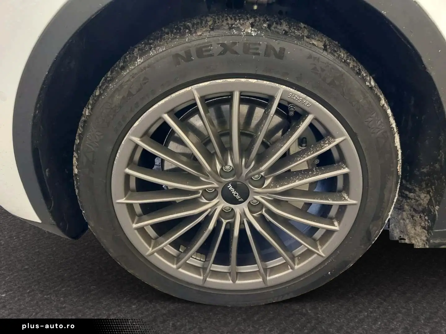 Tesla Model Y Long Range Dual Motor