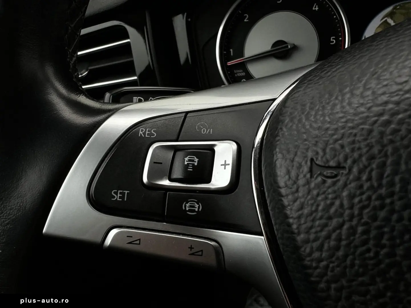 Volkswagen Touareg Gen-Iii-2018