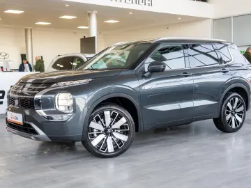 Mitsubishi Outlander PHEV 2.4L 4WD AT Instyle Ultimate