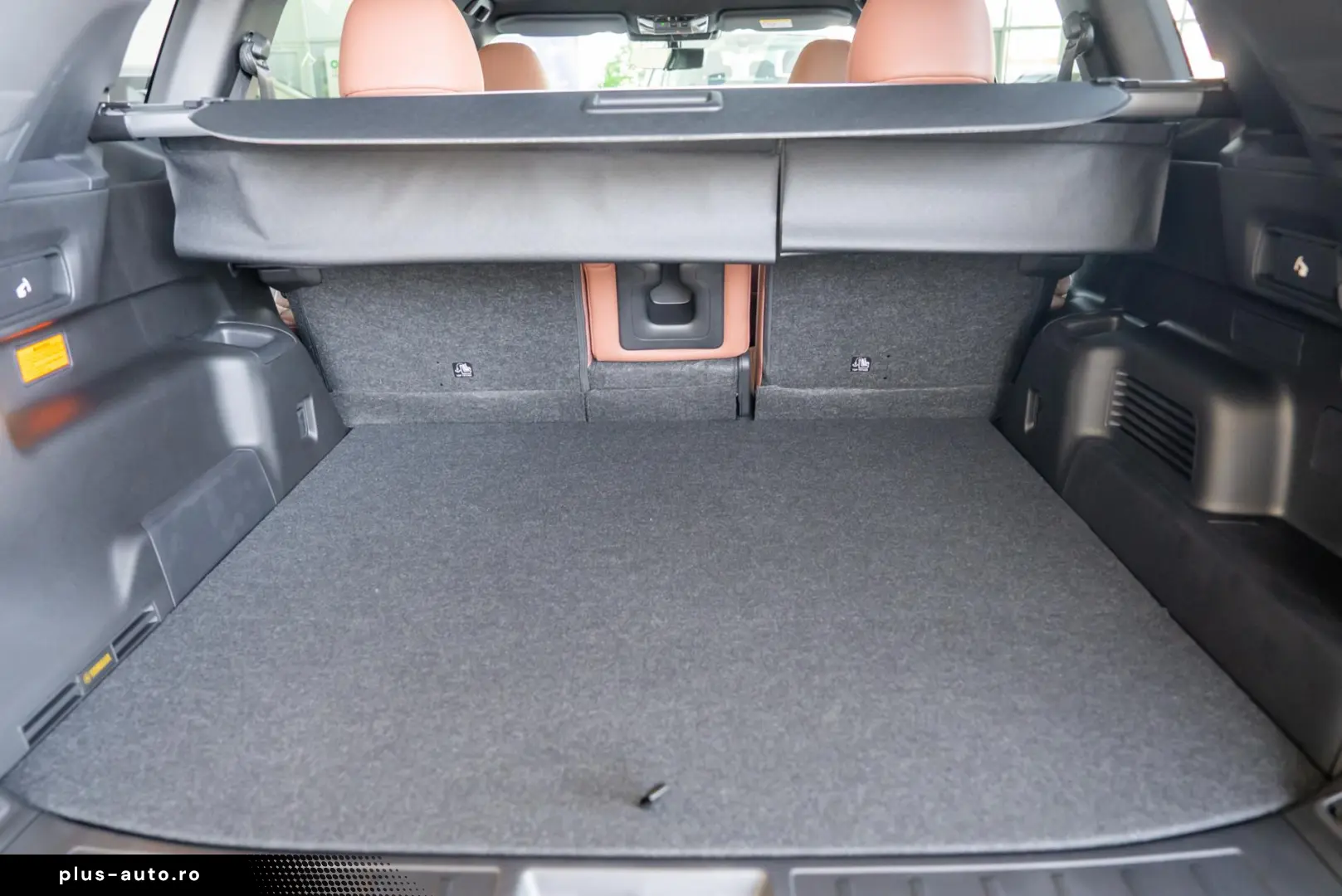 Mitsubishi Outlander PHEV 2.4L 4WD AT Instyle Ultimate