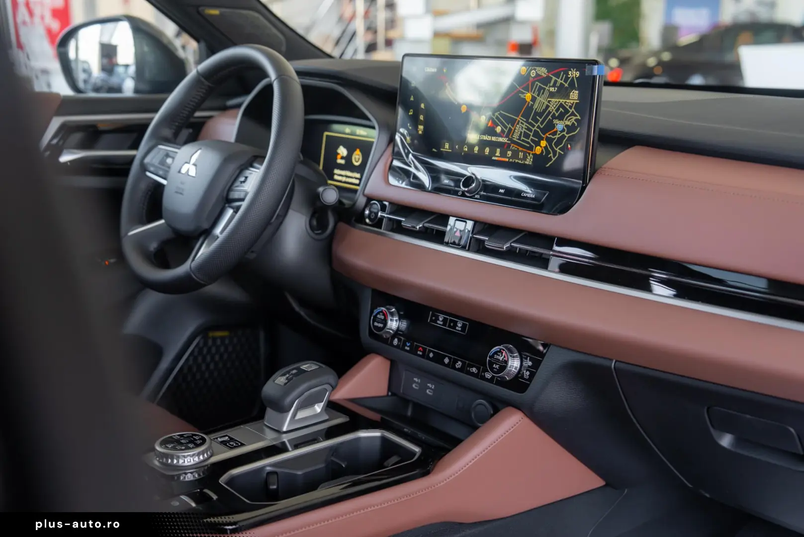 Mitsubishi Outlander PHEV 2.4L 4WD AT Instyle Ultimate