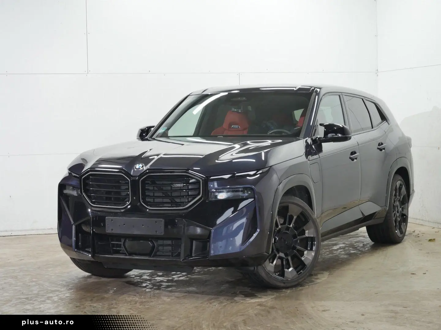 BMW XM 50e Macaoblau Invidual 23  B&W