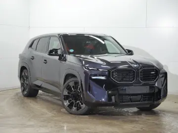 BMW XM 50e Macaoblau Invidual 23  B&W