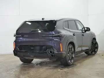 BMW XM 50e Macaoblau Invidual 23  B&W