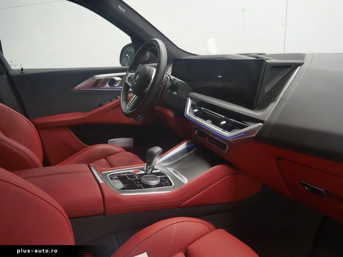 BMW XM 50e Macaoblau Invidual 23  B&W