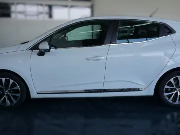 RENAULT CLIO 1.6 E-Tech 140CP Intens Auto