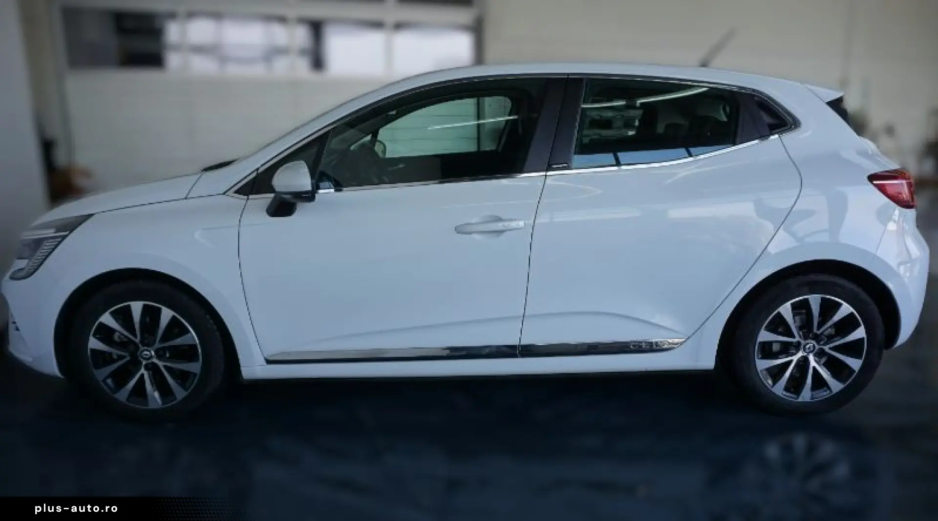 RENAULT CLIO 1.6 E-Tech 140CP Intens Auto