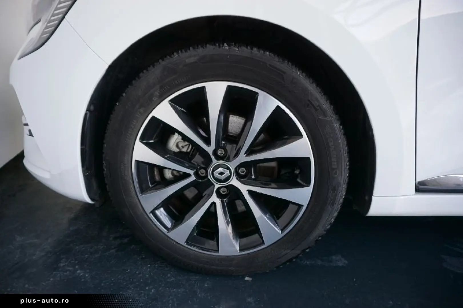 RENAULT CLIO 1.6 E-Tech 140CP Intens Auto