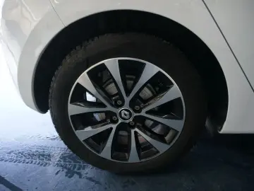 RENAULT CLIO 1.6 E-Tech 140CP Intens Auto