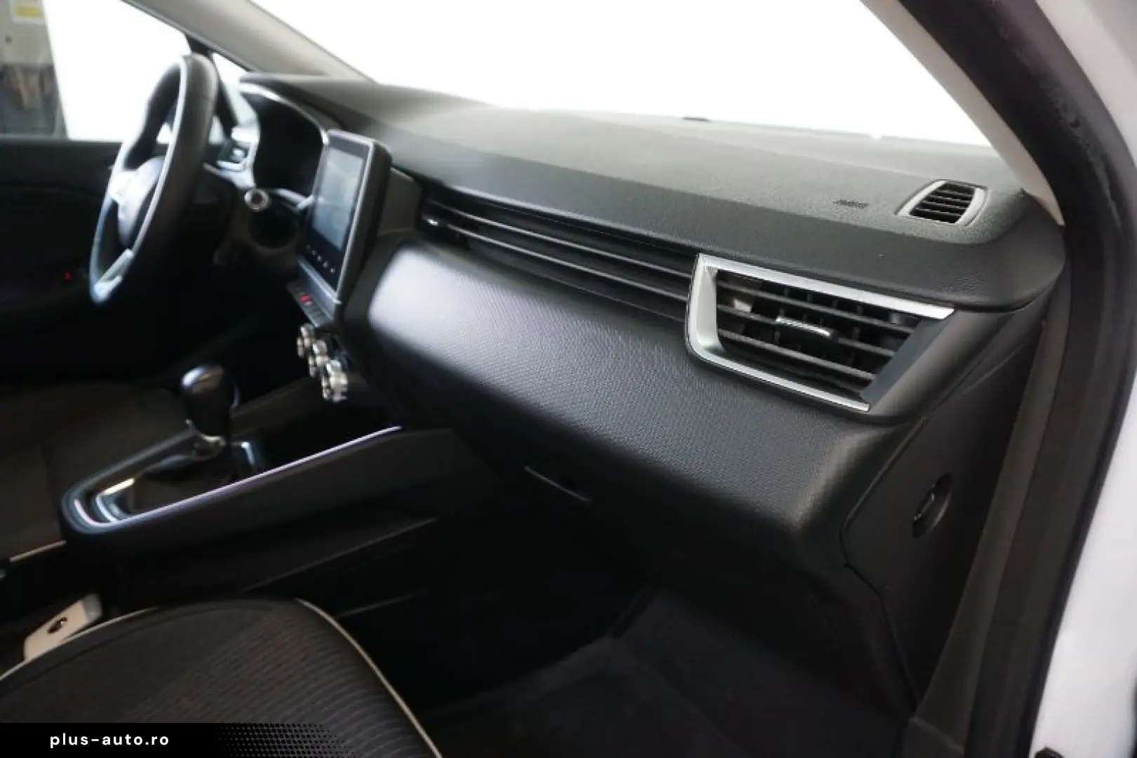 RENAULT CLIO 1.6 E-Tech 140CP Intens Auto