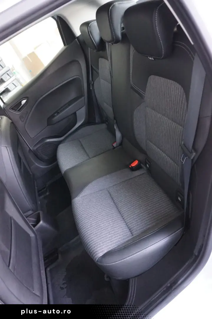 RENAULT CLIO 1.6 E-Tech 140CP Intens Auto