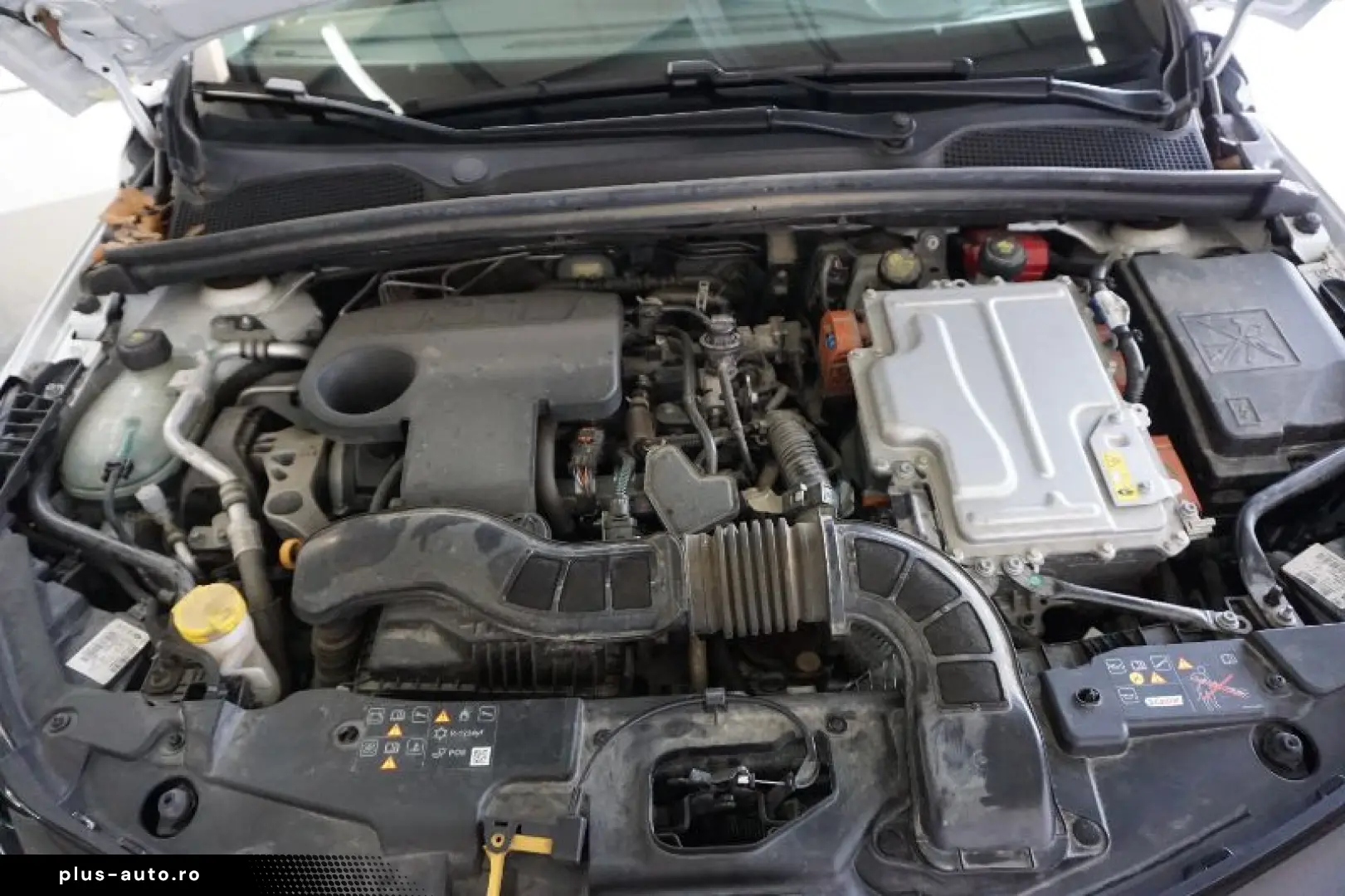 RENAULT CLIO 1.6 E-Tech 140CP Intens Auto