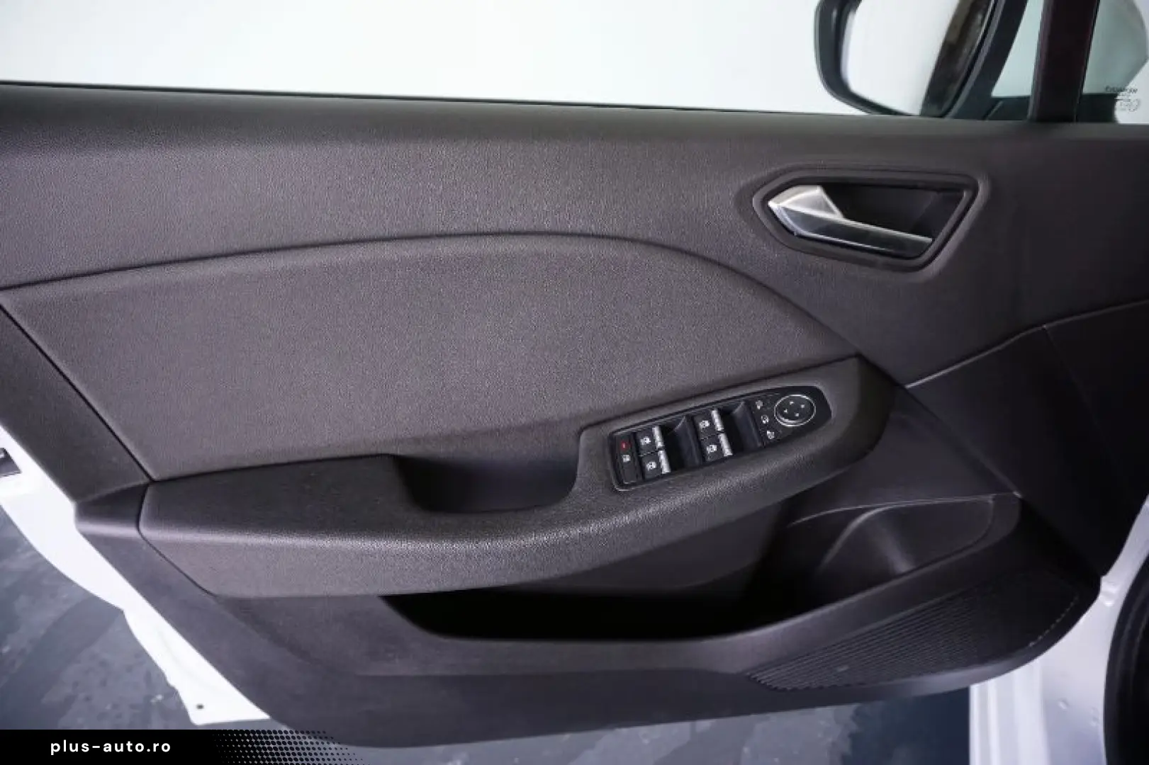 RENAULT CLIO 1.6 E-Tech 140CP Intens Auto