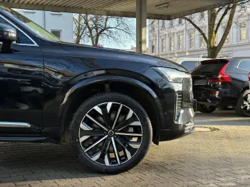VOLVO XC90 T8 Plus Bright AWD FourC AHK PANO 360  Face