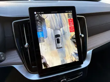 VOLVO XC90 T8 Plus Bright AWD FourC AHK PANO 360  Face