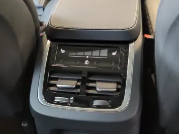 VOLVO XC90 T8 Recharge GT AWD Ultra Dark 7 Sitzer LED