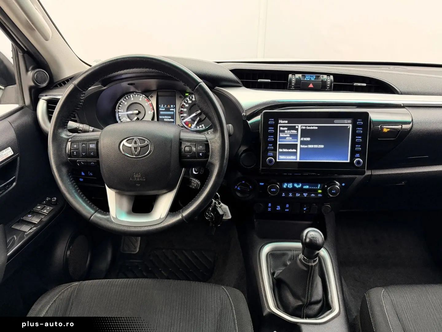 TOYOTA Hilux 2.8 D-4D 4x4  RFK SHZ AHK