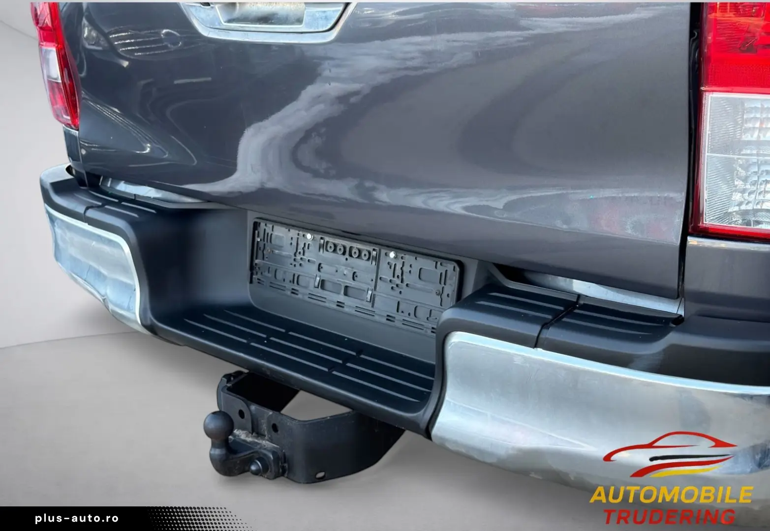 TOYOTA Hilux Double Cab Comfort 4x4 Navi Kamera AHK