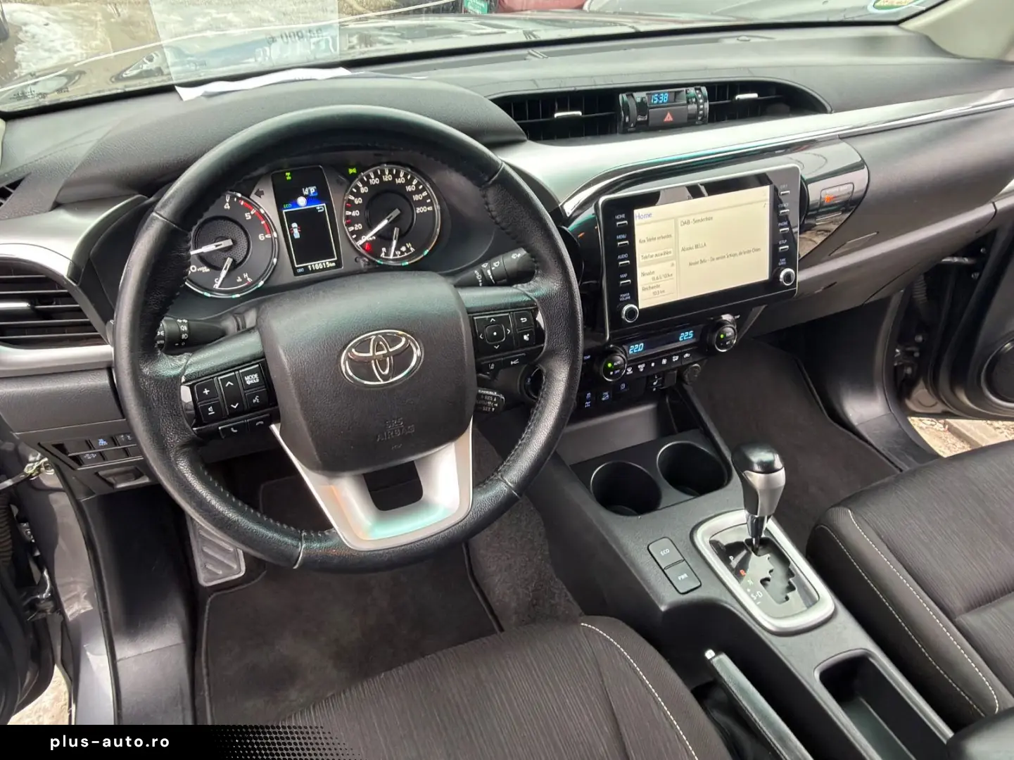 TOYOTA Hilux Double Cab Comfort 4x4 Navi Kamera AHK