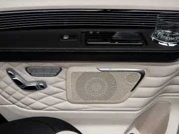 Mercedes-Benz V 300 - Limited Luxury VIP