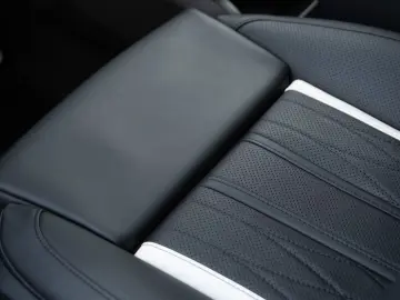 Mercedes-Benz V 300 - Limited Luxury VIP