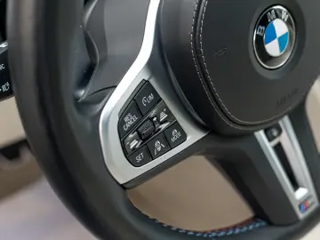 BMW M850i xDrive Cabrio - Bowers And Wilkins
