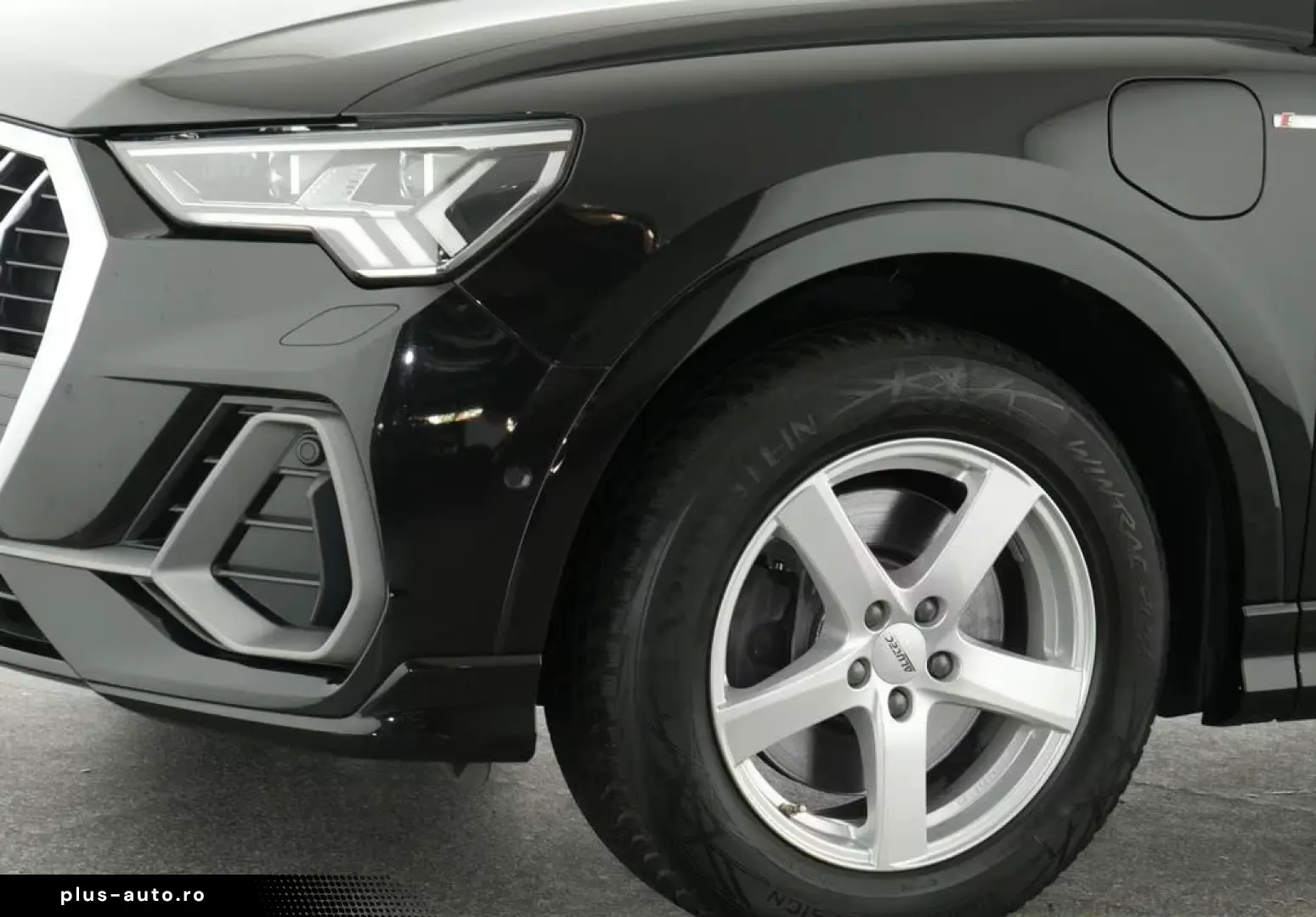 AUDI Q3 45 TFSI e S Line Int Pano Navi Leder Matrix