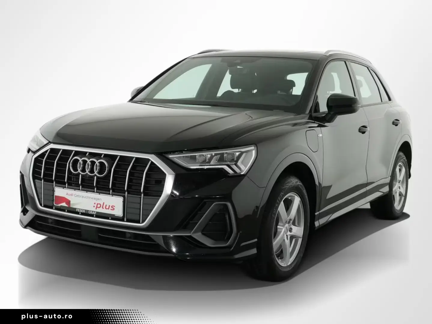 AUDI Q3 45 TFSI e S Line Int Pano Navi Leder Matrix