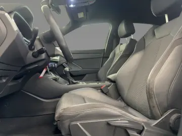 AUDI Q3 S line 45 TFSI e S tronic Business Paket 19-Z