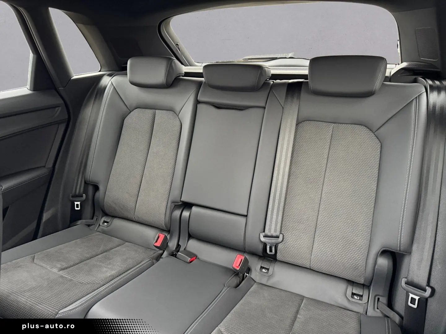 AUDI Q3 S line 45 TFSI e S tronic KAMERA  AHK  MATRIX