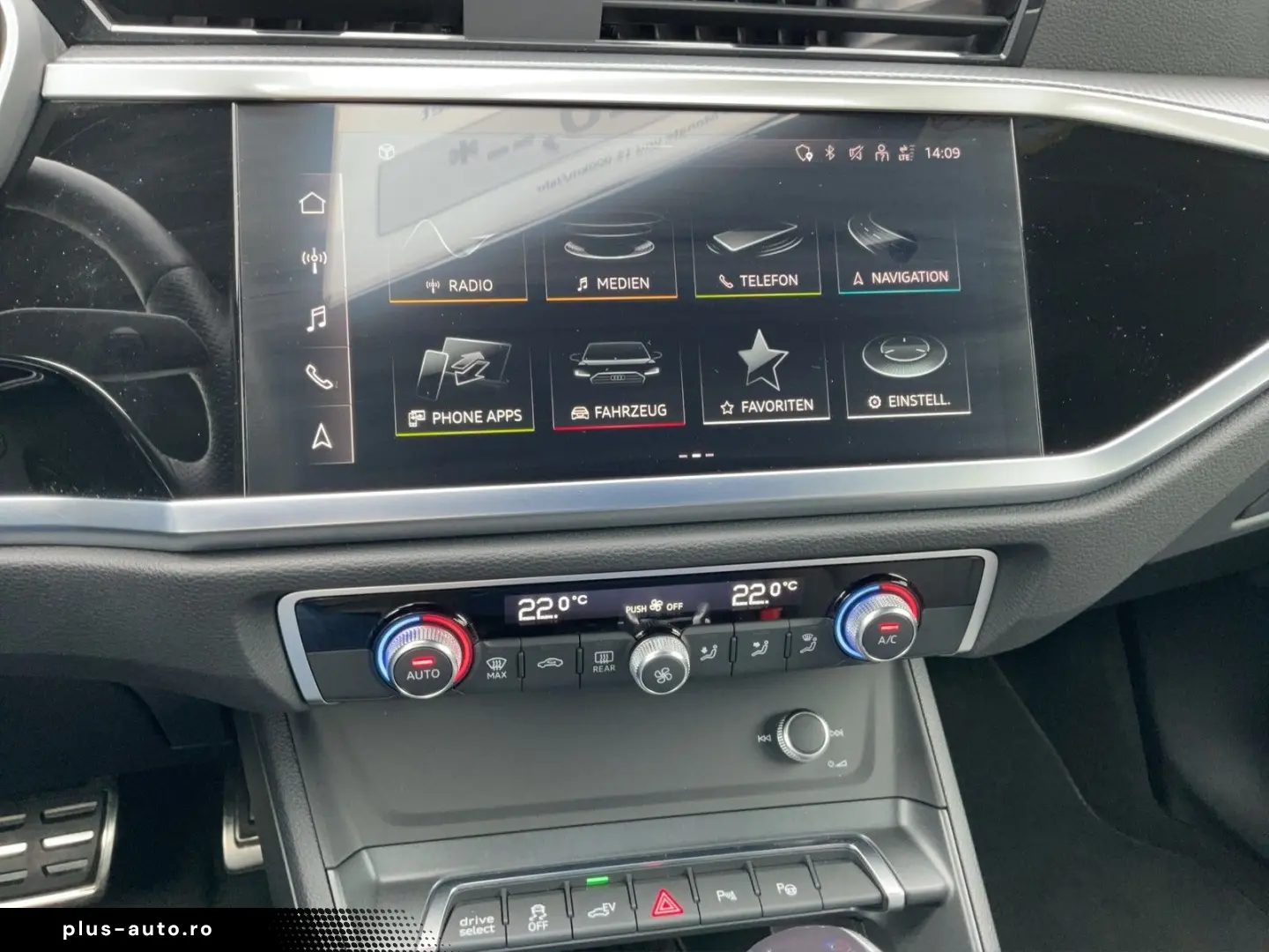 AUDI Q3 S line 45 TFSIe S tronic  AHK CarPlay LED