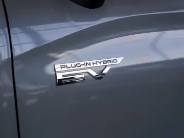 Mitsubishi Outlander Outlander PHEV 2.4L 4WD AT Instyle