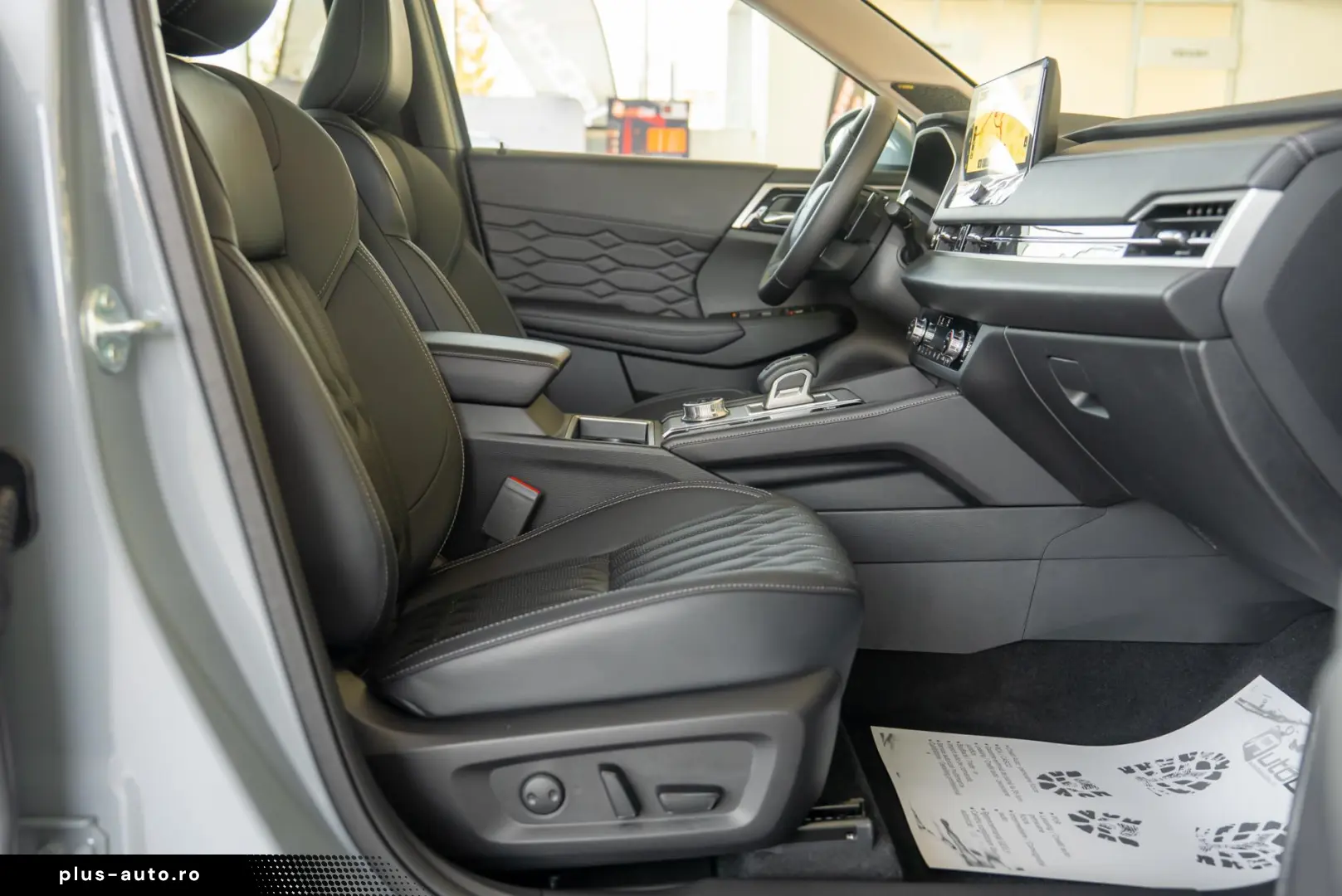 Mitsubishi Outlander Outlander PHEV 2.4L 4WD AT Instyle