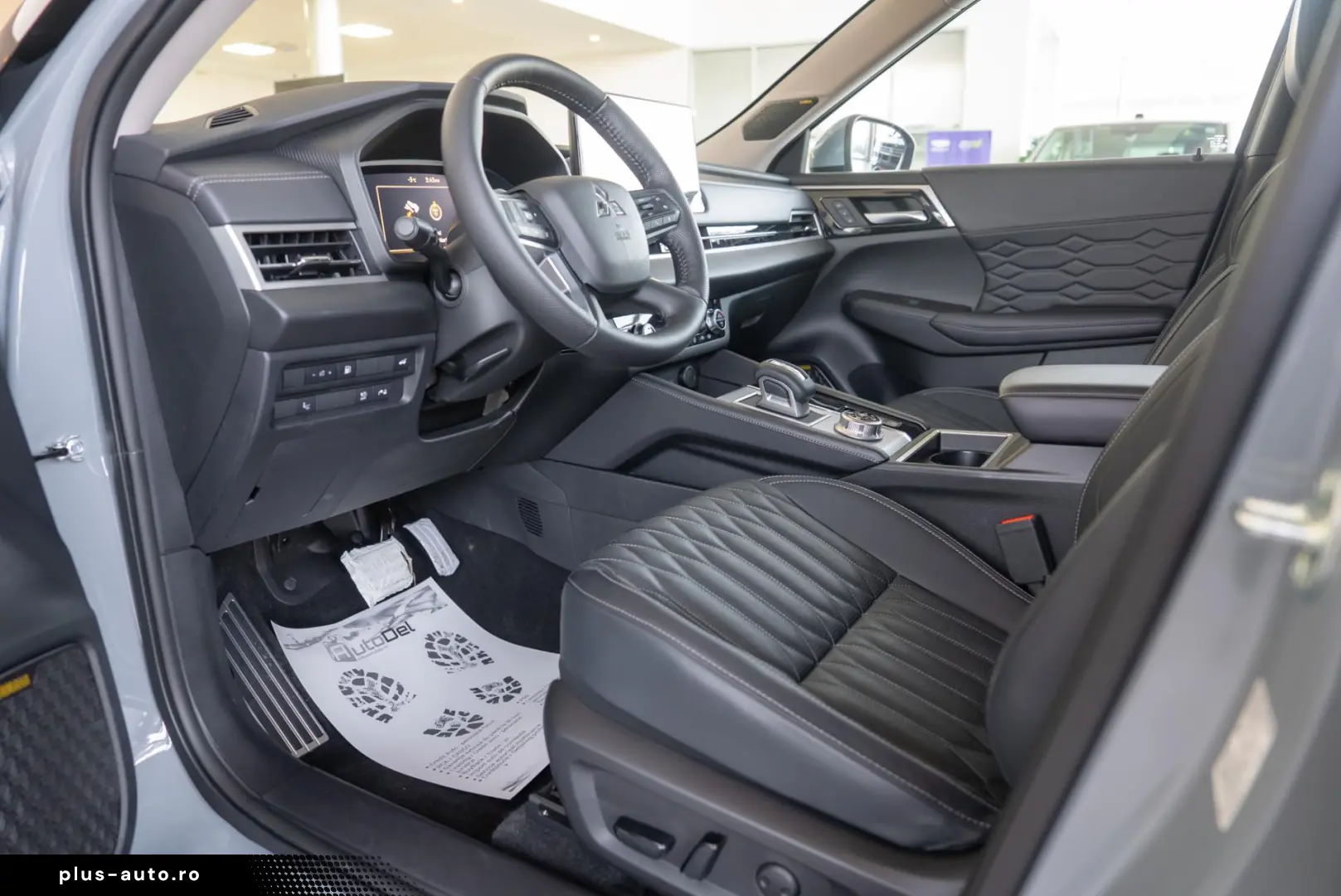 Mitsubishi Outlander Outlander PHEV 2.4L 4WD AT Instyle