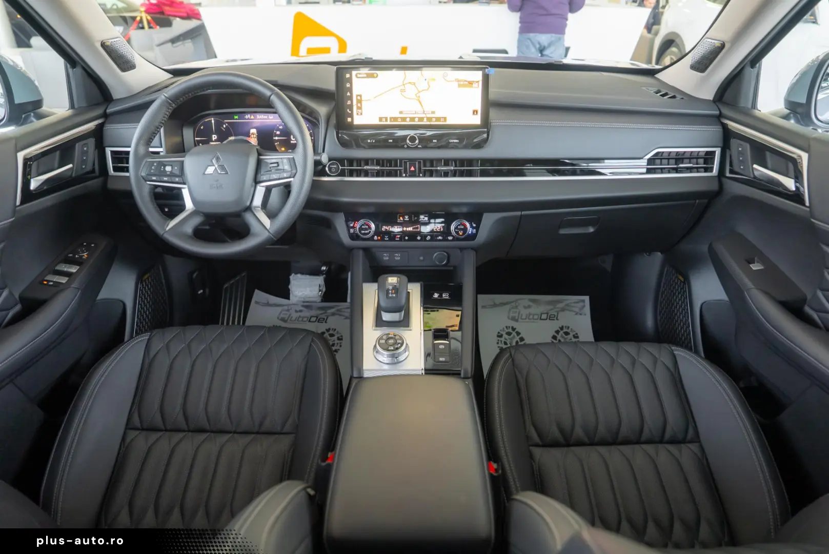 Mitsubishi Outlander Outlander PHEV 2.4L 4WD AT Instyle