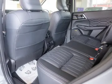 Mitsubishi Outlander Outlander PHEV 2.4L 4WD AT Instyle