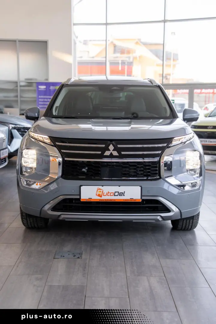 Mitsubishi Outlander Outlander PHEV 2.4L 4WD AT Instyle