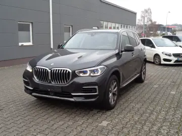 BMW X5 xDrive30d xLine  Memory  Stdhzg  HUD Laser