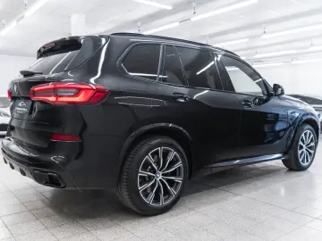 BMW X5 xDrive40i M-Sportpaket HUD 360  H&K LED PDC