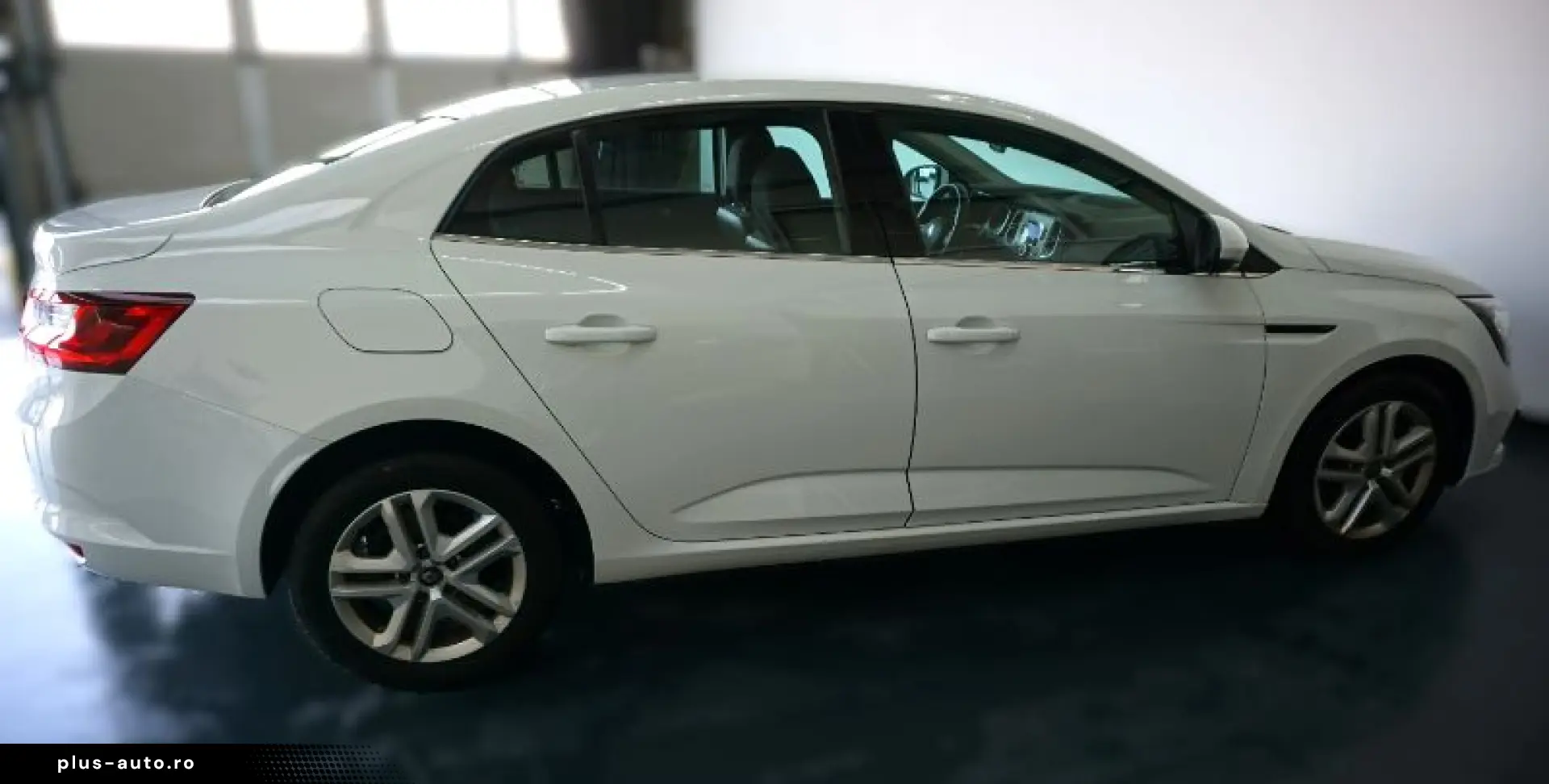 RENAULT MEGANE 1.3 TCe 140CP Zen EDC