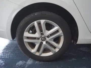 RENAULT MEGANE 1.3 TCe 140CP Zen EDC